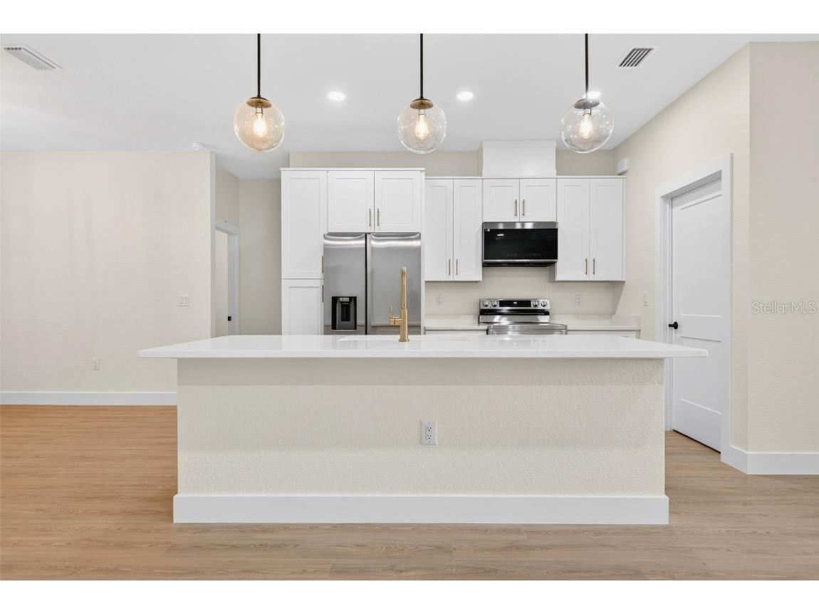 4112 Pawtucket Street North Port FL 34286 A4659170 image17