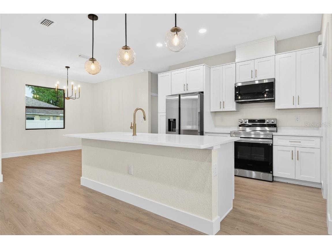 4112 Pawtucket Street North Port FL 34286 A4659170 image18