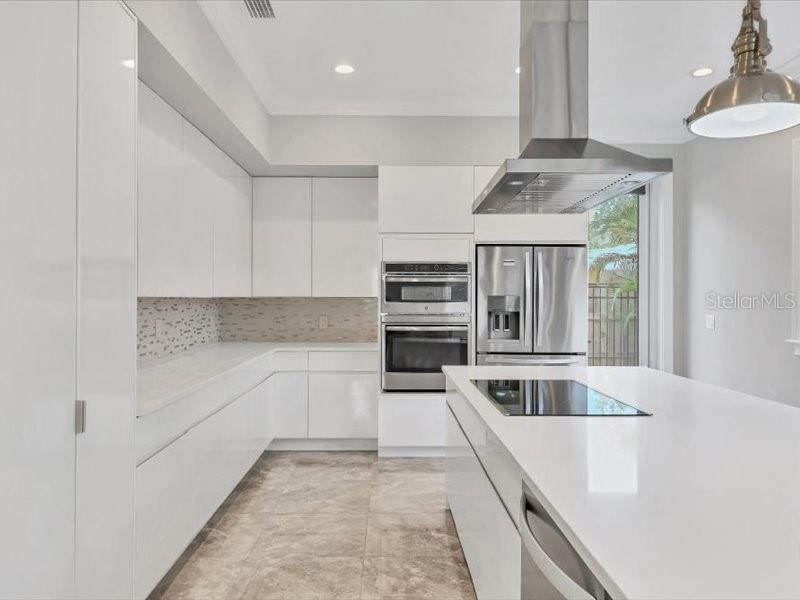 4112 Swift Rd Sarasota FL 34231 A4647482 image11