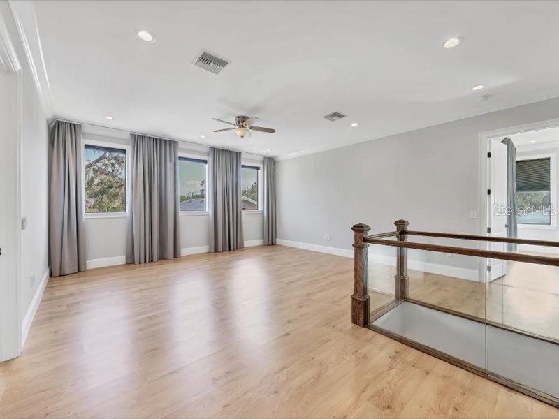 4112 Swift Rd Sarasota FL 34231 A4647482 image16