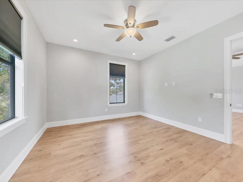 4112 Swift Rd Sarasota FL 34231 A4647482 image29