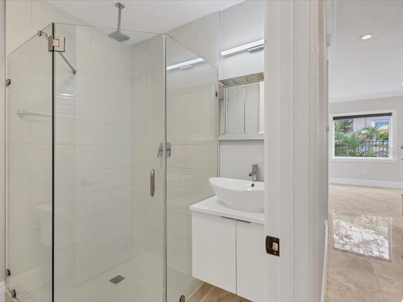 4112 Swift Rd Sarasota FL 34231 A4647482 image36