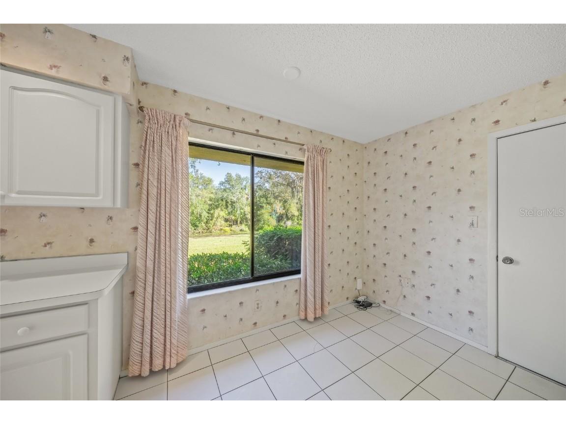 4113 Carriage Drive #24 Sarasota FL 34241 A4674671 image13