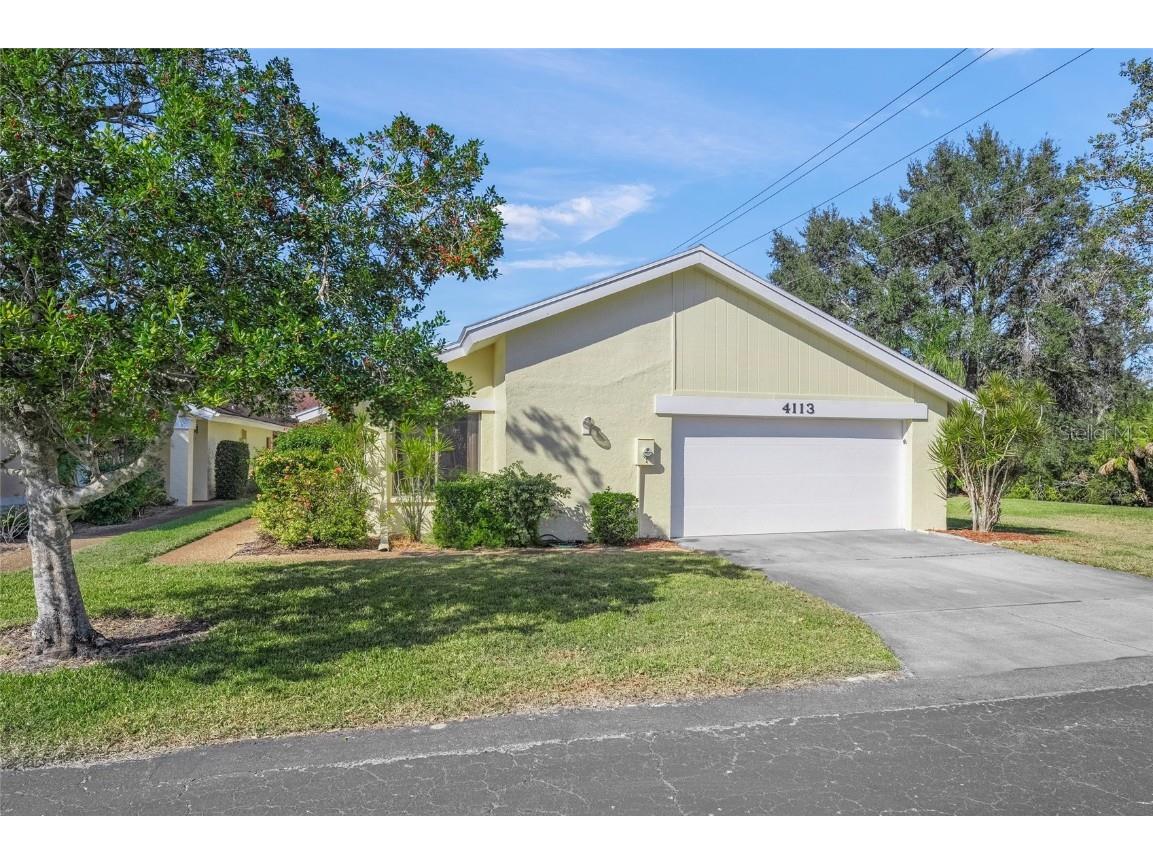 4113 Carriage Drive #24 Sarasota FL 34241 A4674671 image38