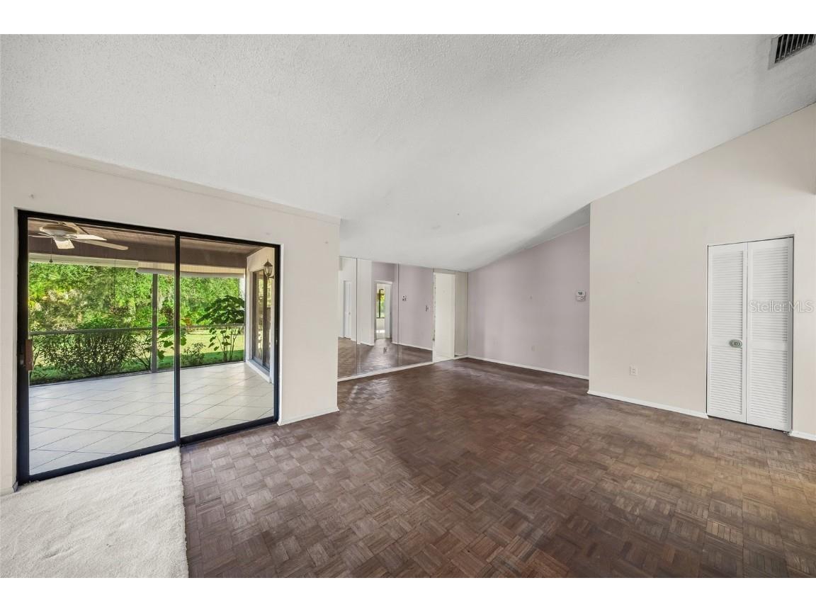 4113 Carriage Drive #24 Sarasota FL 34241 A4674671 image8