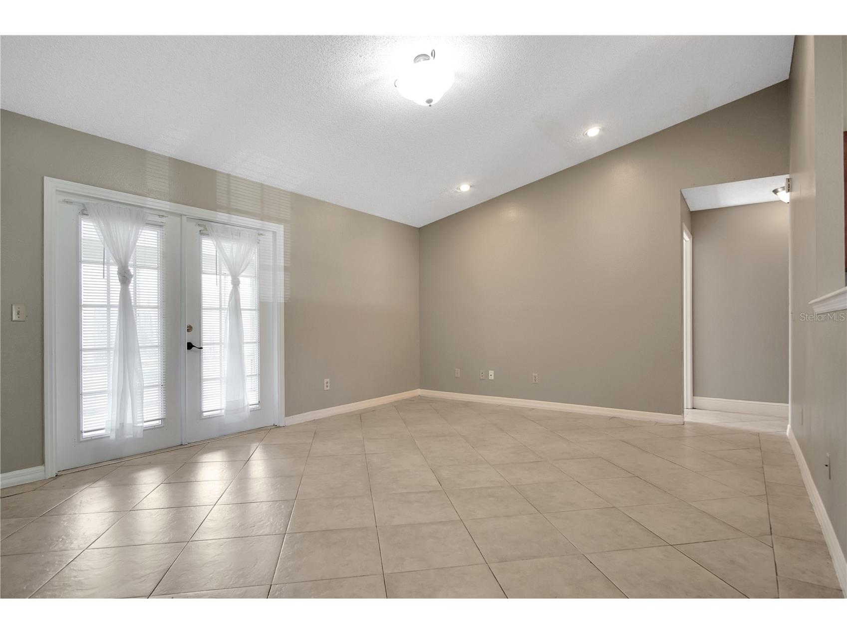 4113 Eagle Feather Drive Orlando FL 32829 P4939262 image14