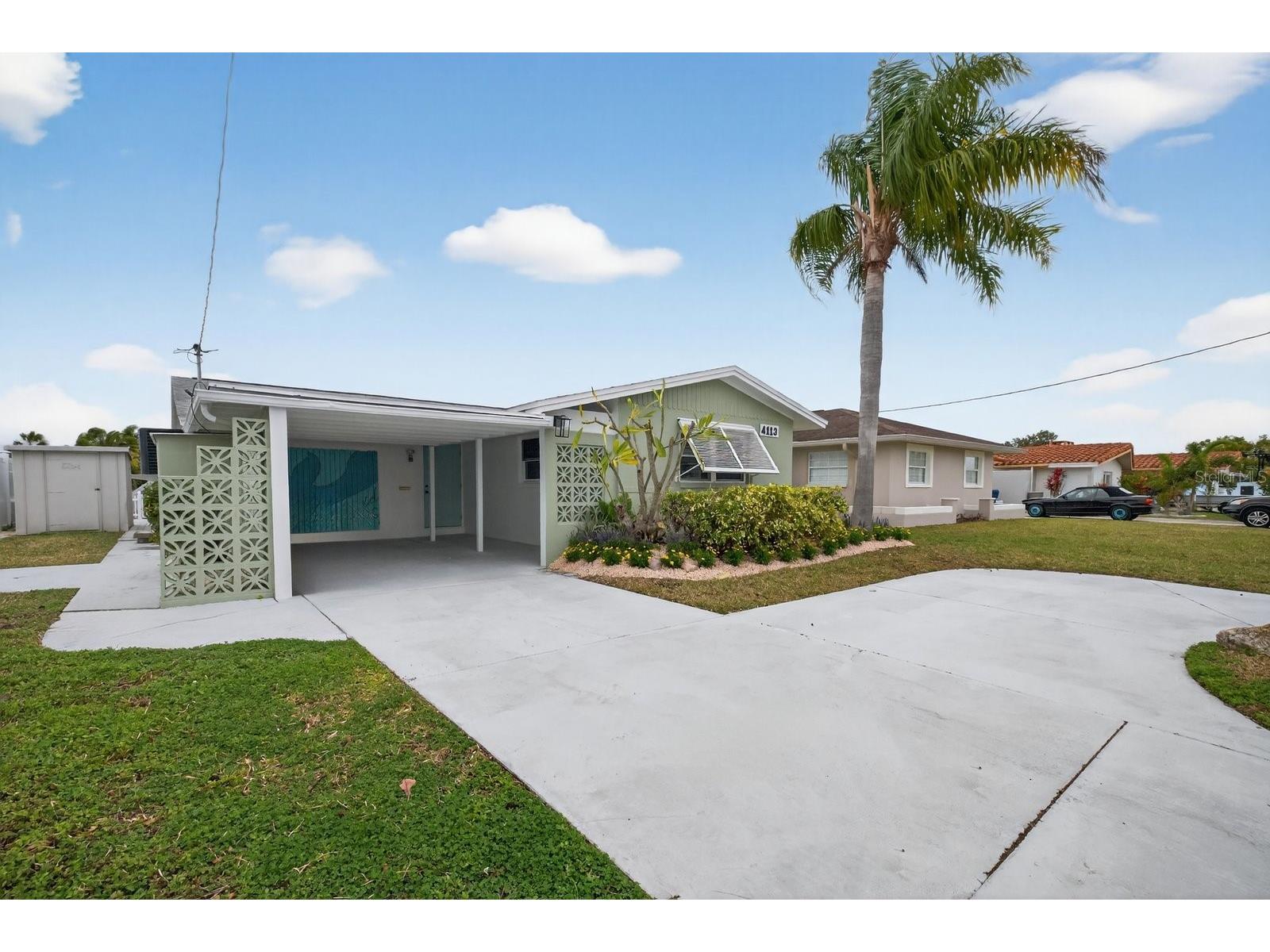 4113 Floramar Terrace New Port Richey FL 34652 W7881991 image2