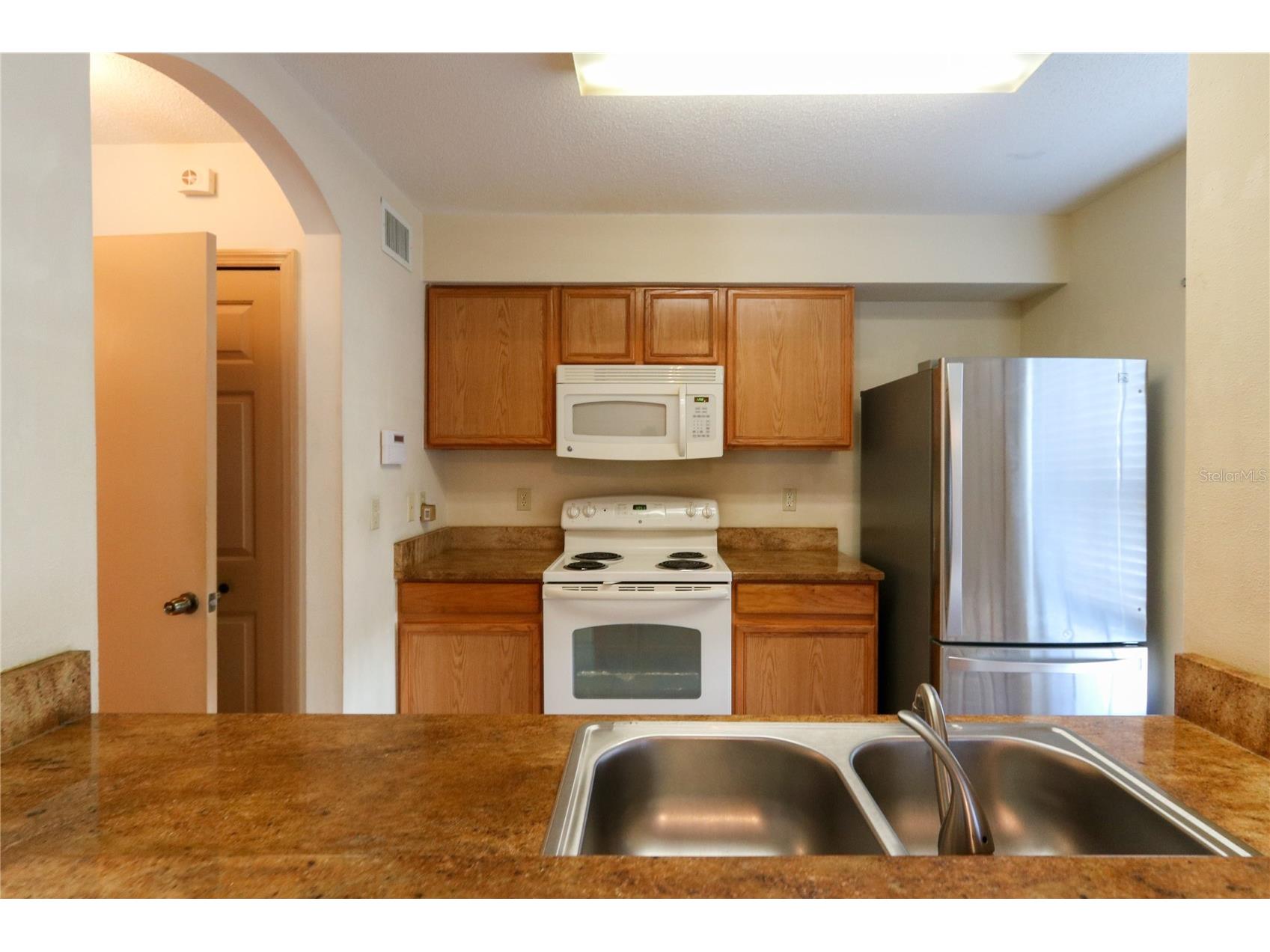 4113 Gradstone Place Tampa FL 33617 TB8508309 image6