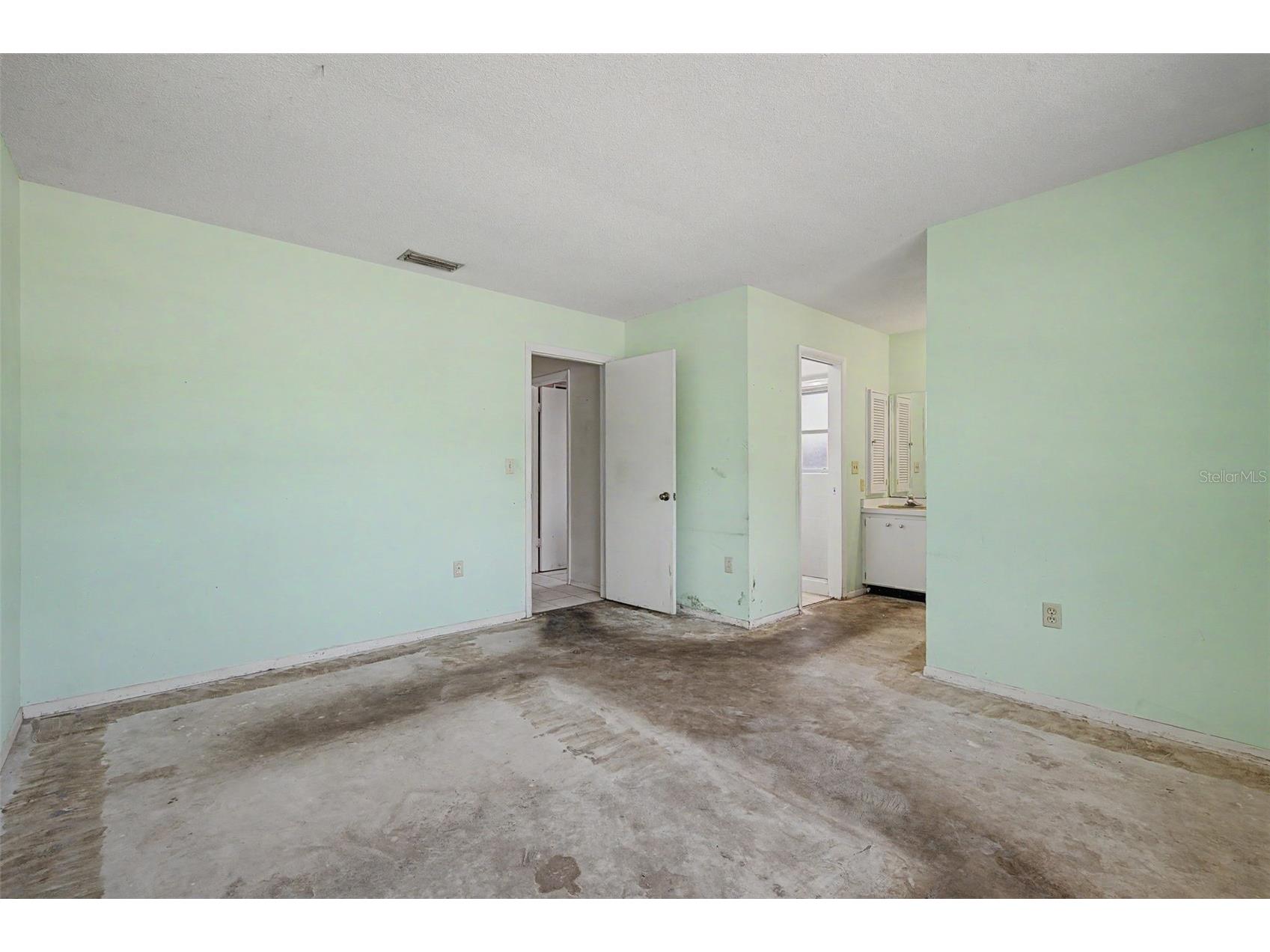 4113 Prudence Drive Sarasota FL 34235 TB8518603 image18