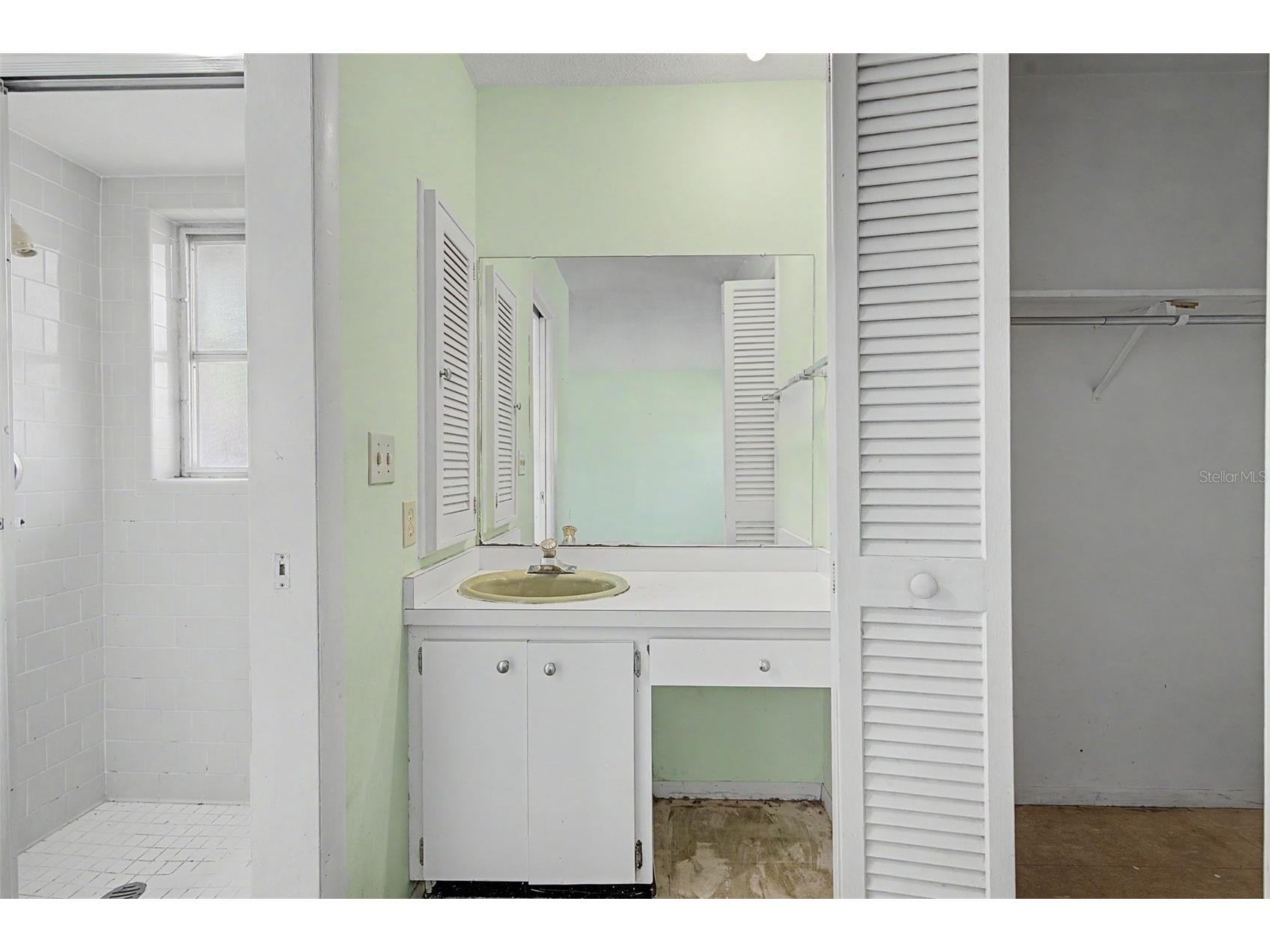 4113 Prudence Drive Sarasota FL 34235 TB8518603 image21
