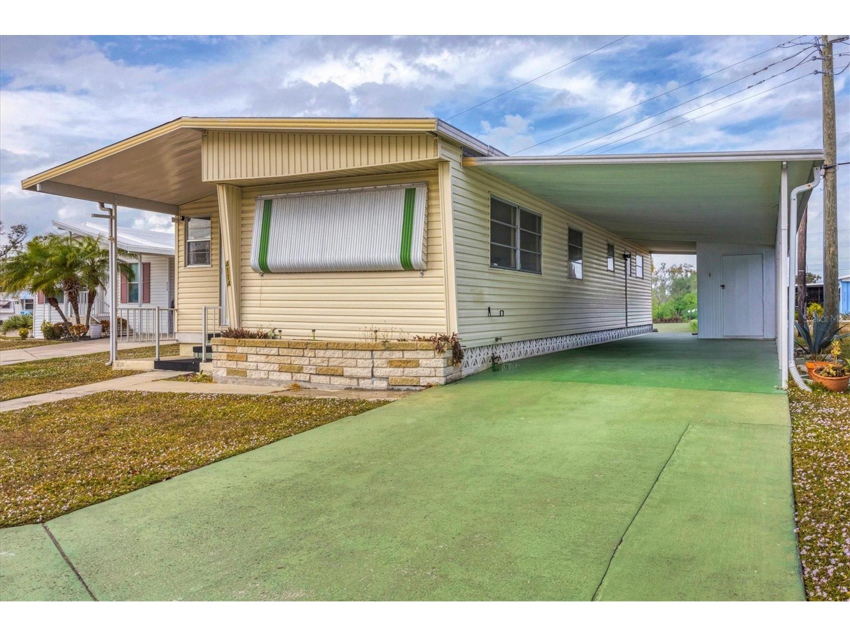 4114 10th Street Court E Ellenton FL 34222 A4677928 image1