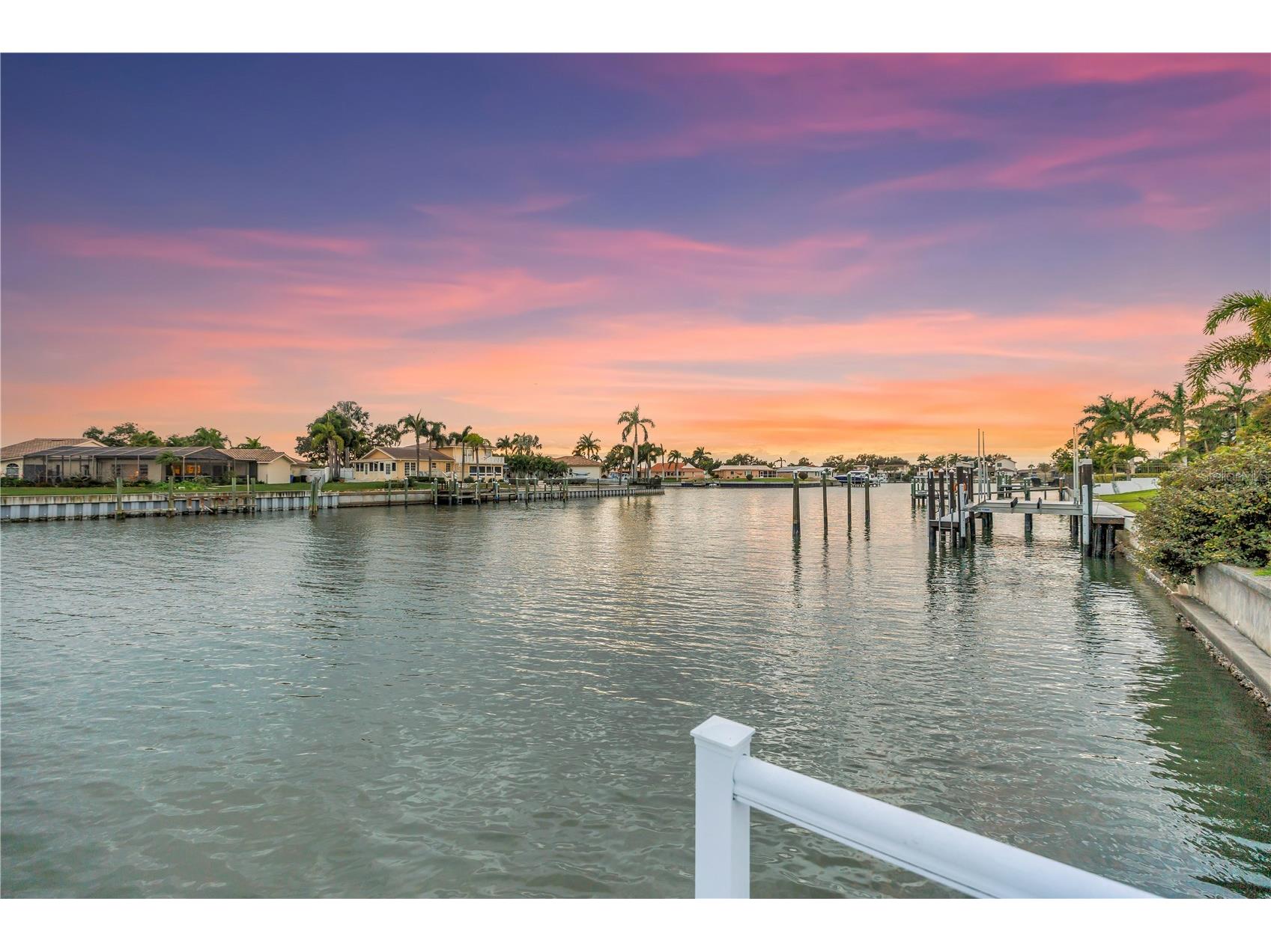 4114 42nd Avenue S Saint Petersburg FL 33711 TB8465575 image1