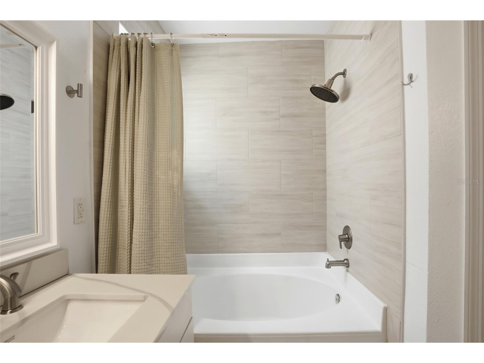 4114 Forest Island Drive Orlando FL 32826 O6416333 image21