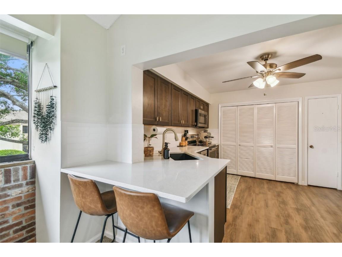 4114 Pinelake Lane #202 Tampa FL 33618 - PINELAKE GARDEN VILLAGE POND TB8396770 image13