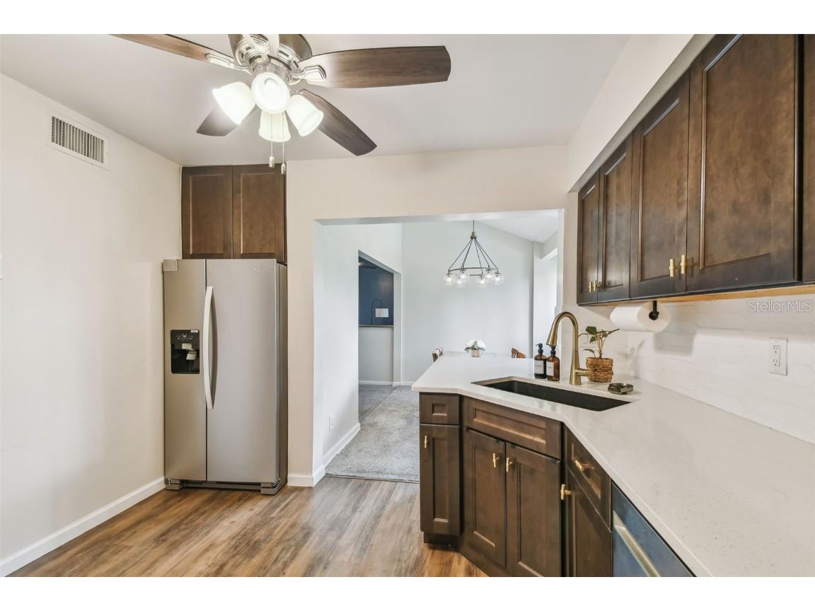 4114 Pinelake Lane #202 Tampa FL 33618 - PINELAKE GARDEN VILLAGE POND TB8396770 image19