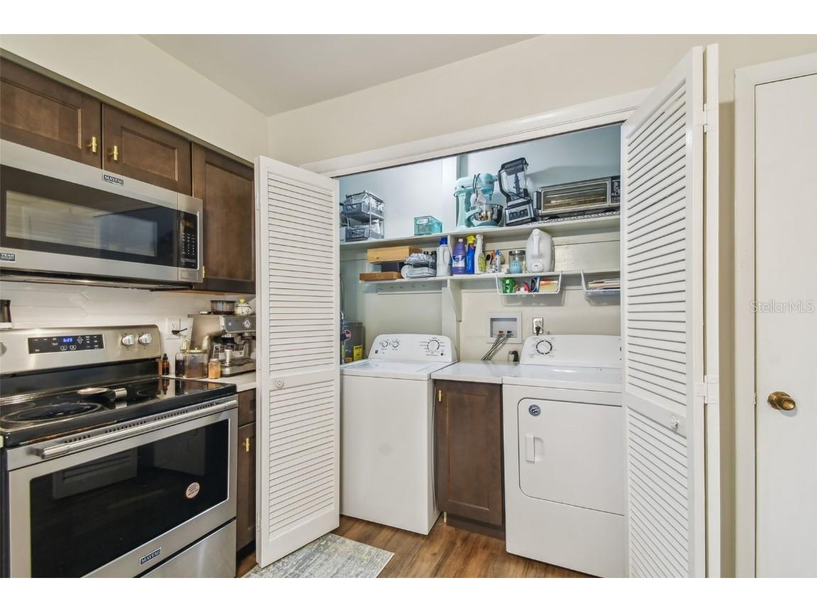 4114 Pinelake Lane #202 Tampa FL 33618 - PINELAKE GARDEN VILLAGE POND TB8396770 image21