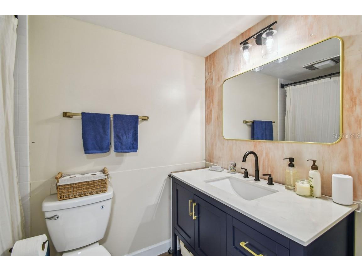 4114 Pinelake Lane #202 Tampa FL 33618 - PINELAKE GARDEN VILLAGE POND TB8396770 image24