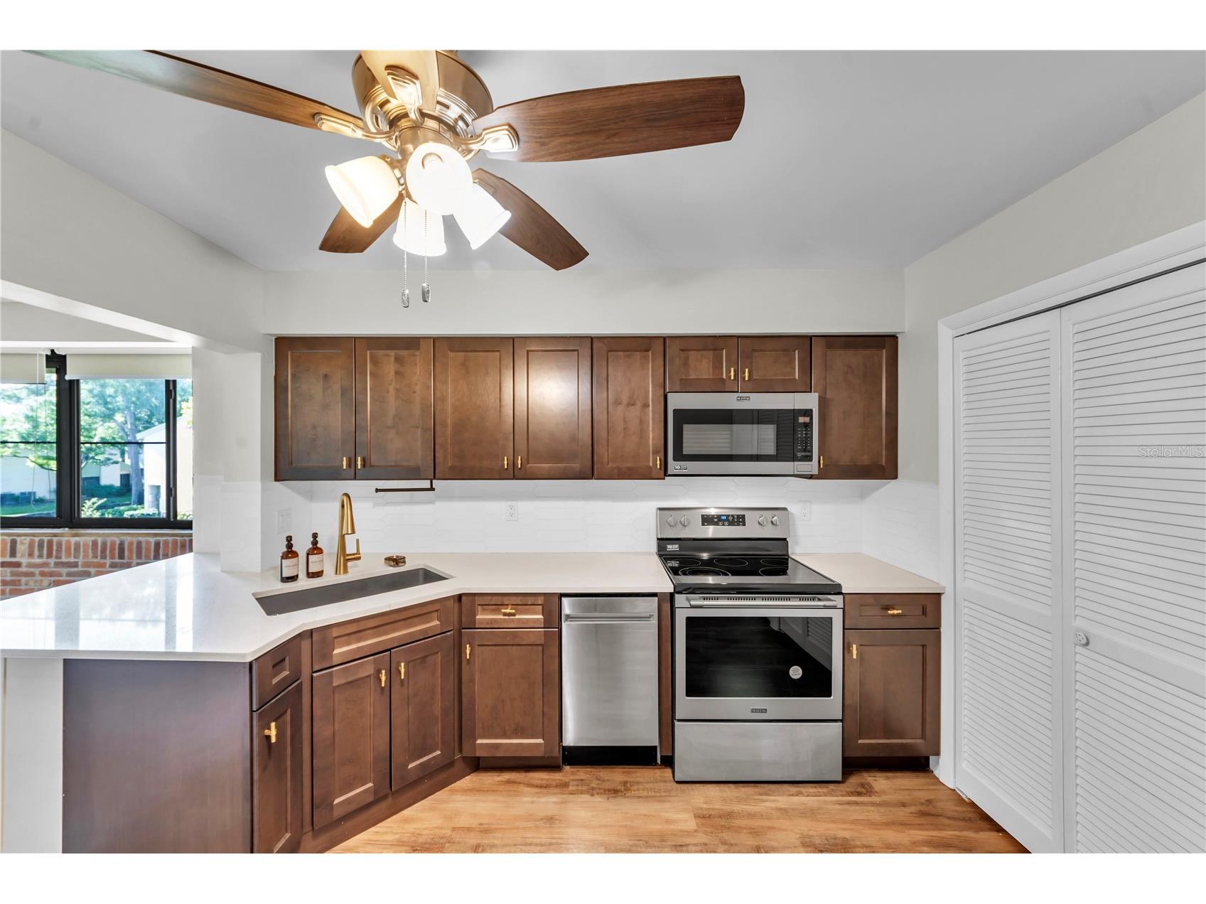 4114 Pinelake Lane #202 Tampa FL 33618 TB8501083 image9