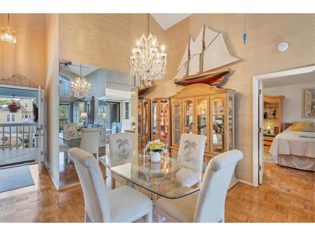 4114 Roberts Point Circle Sarasota FL 34242 A4661864 image10