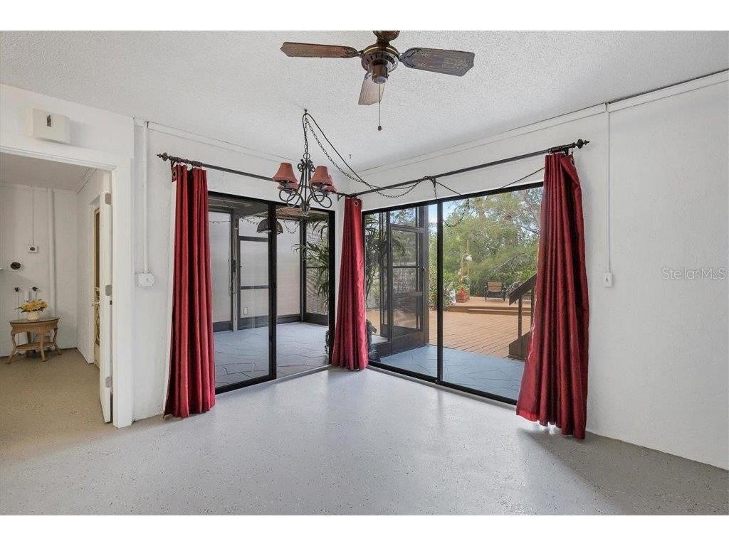 4114 Roberts Point Circle Sarasota FL 34242 A4661864 image28