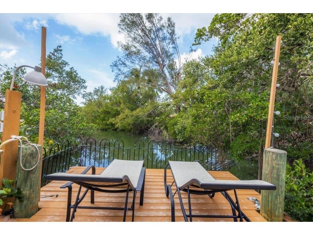 4114 Roberts Point Circle Sarasota FL 34242 A4661864 image36