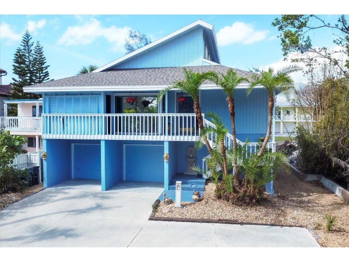 4114 Roberts Point Circle Sarasota FL 34242 A4662084 image2