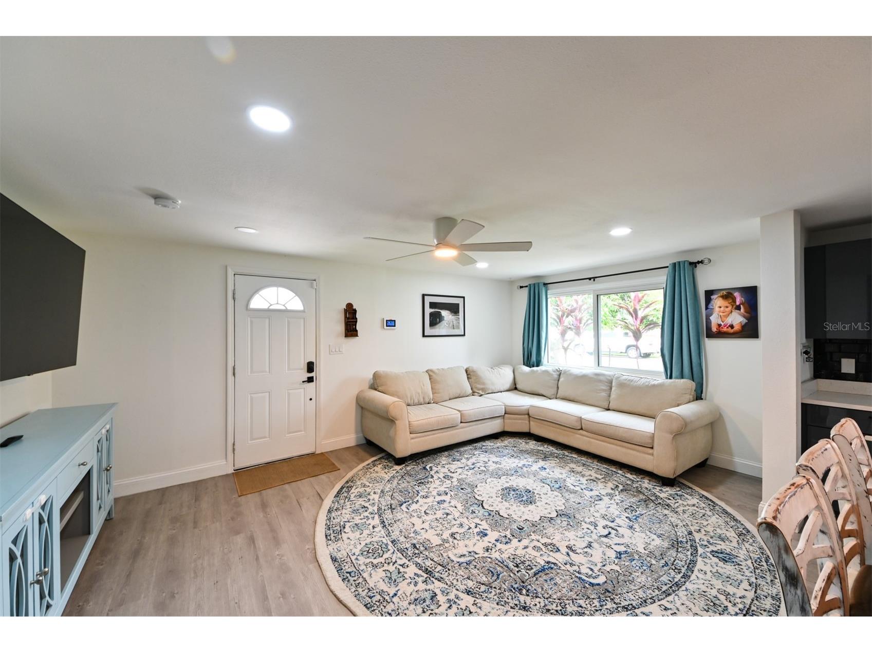 4114 W Olive Street Tampa FL 33616 TB8424749 image11