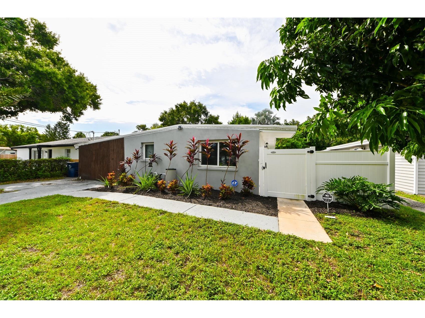 4114 W Olive Street Tampa FL 33616 TB8424749 image30