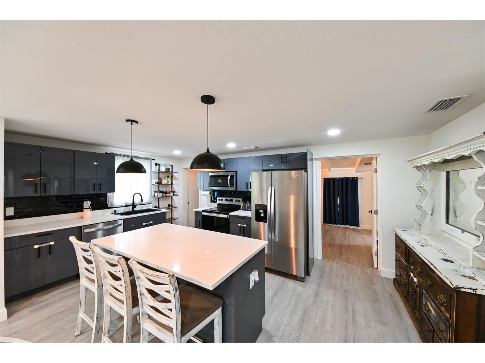 4114 W Olive Street Tampa FL 33616 TB8424749 image5