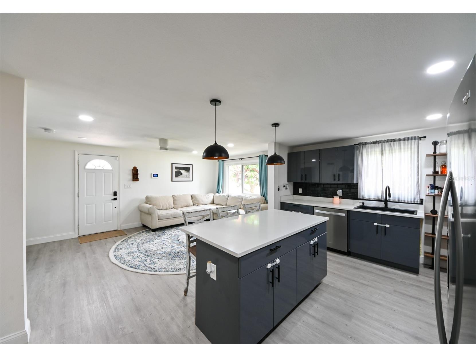 4114 W Olive Street Tampa FL 33616 TB8424749 image8