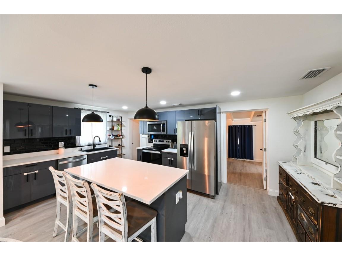 4114 W Olive Street Tampa FL 33616 TB8424921 image3