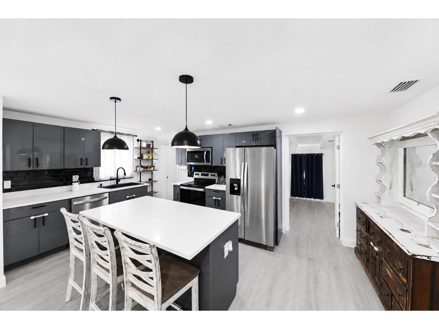 4114 W Olive Street Tampa FL 33616 TB8508512 image5