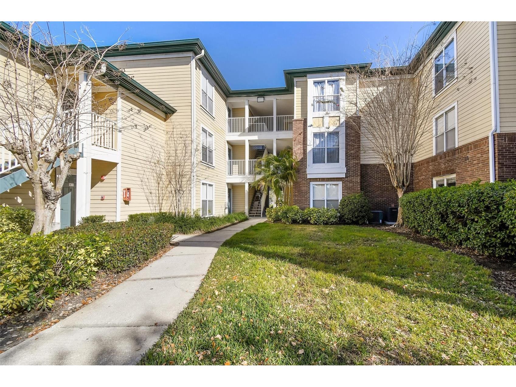 4115 Chatham Oak Court #220 Tampa FL 33624 TB8480700 image1