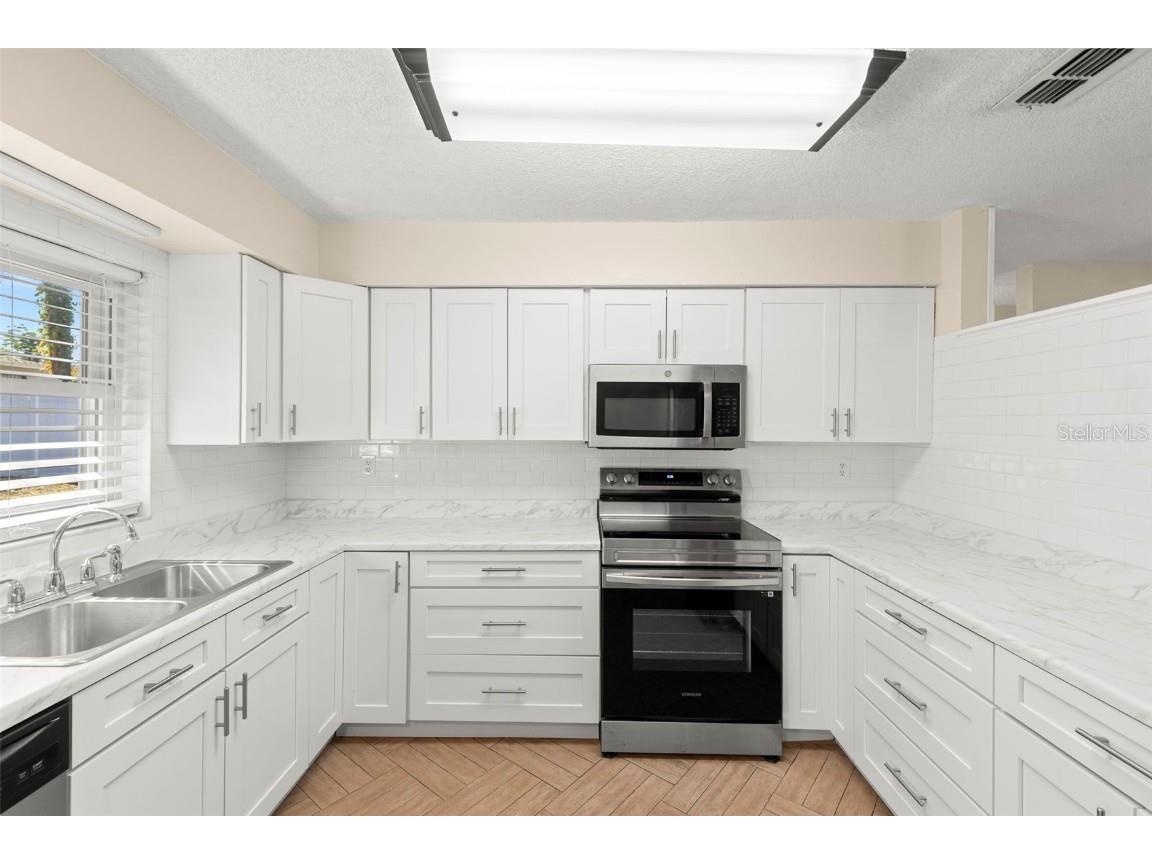 4115 E 97th Avenue Tampa FL 33617 TB8442364 image12