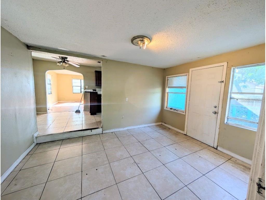 4115 Fairfield Avenue S Saint Petersburg FL 33711 TB8455782 image10