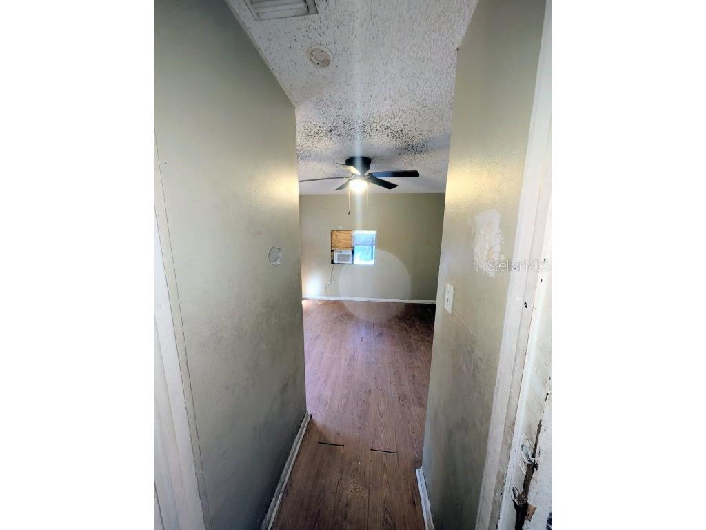 4115 Fairfield Avenue S Saint Petersburg FL 33711 TB8455782 image21
