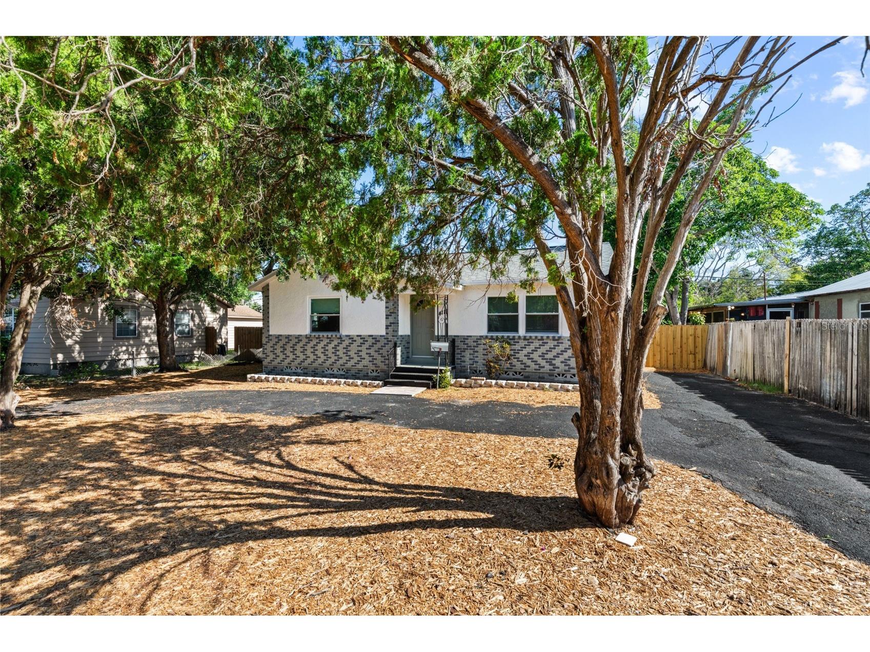4115 Fairfield Avenue S Saint Petersburg FL 33711 TB8511783 image3