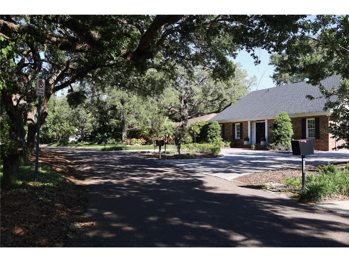 4115 W Platt Street Tampa FL 33609 TB8456910 image34