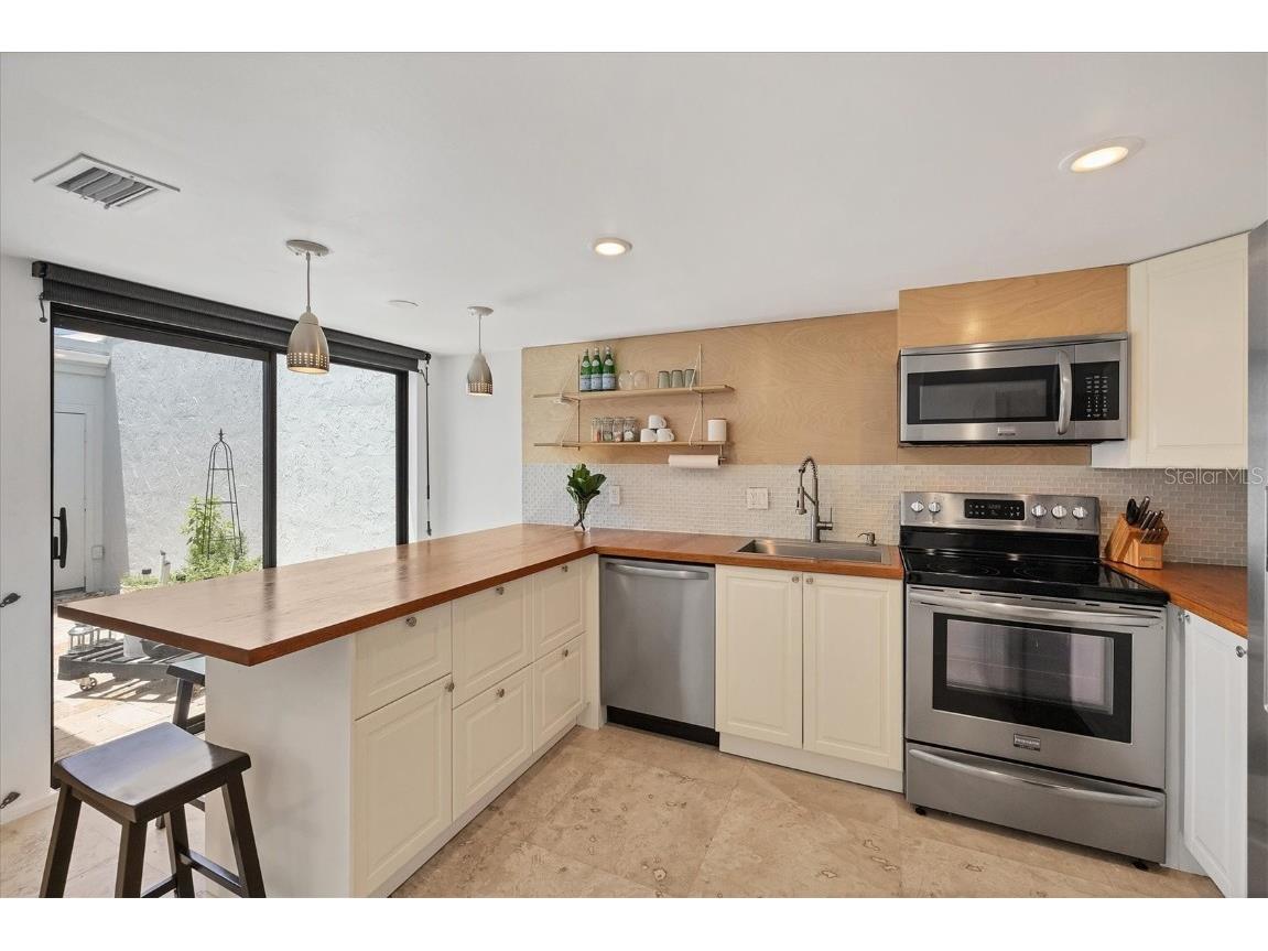 4116 61st Avenue Terrace W Bradenton FL 34210 A4658120 image14