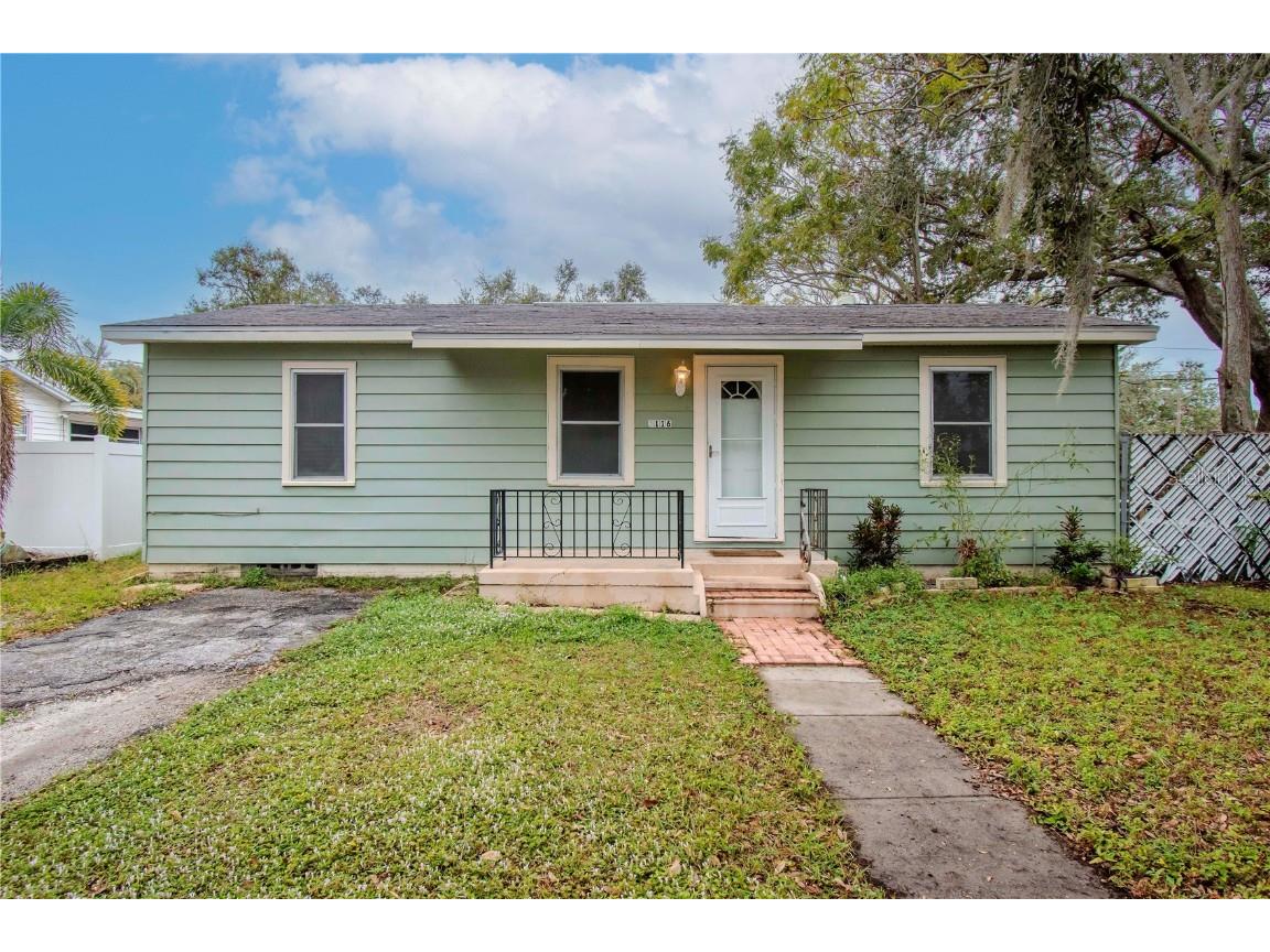 4116 Haines Road N Saint Petersburg FL 33703 P4932949 image1