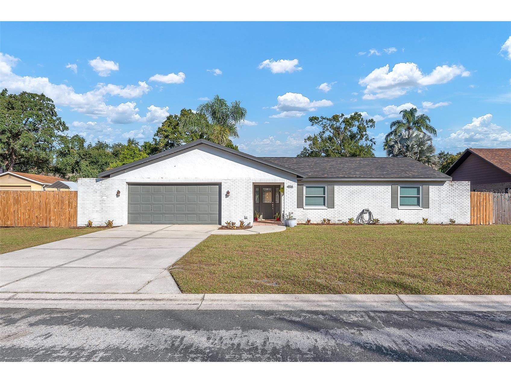 4116 Helene Drive Valrico FL 33594 TB8457296 image1