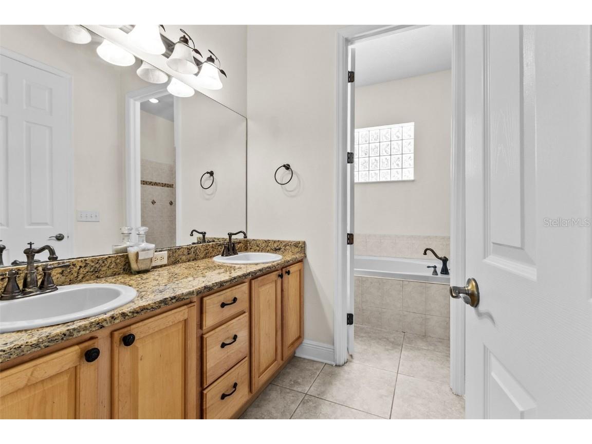 4116 Woodacre Lane Tampa FL 33624 TB8438813 image12