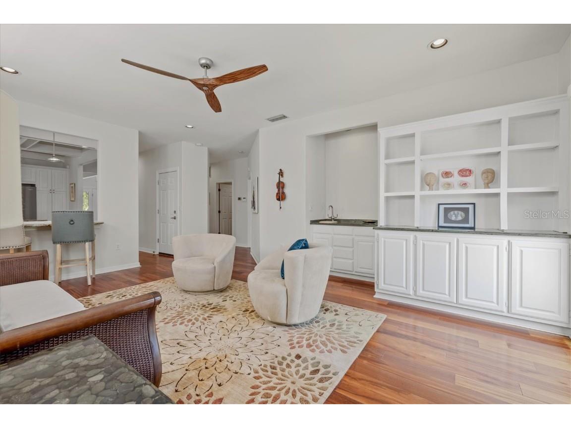 4117 Roberts Point Circle Sarasota FL 34242 A4640938 image20