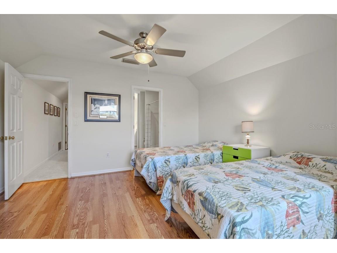 4117 Roberts Point Circle Sarasota FL 34242 A4640938 image33