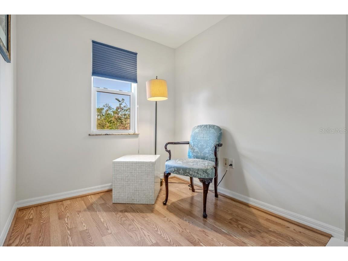 4117 Roberts Point Circle Sarasota FL 34242 A4640938 image38