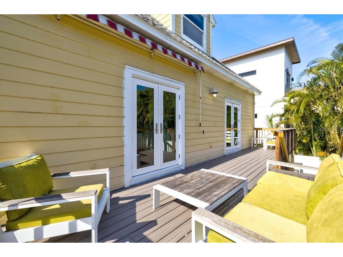 4117 Roberts Point Circle Sarasota FL 34242 A4640938 image42