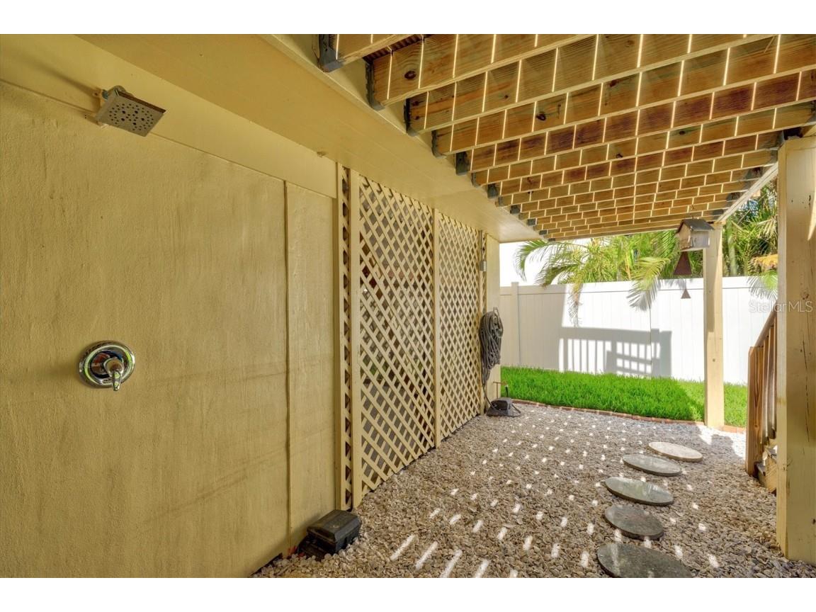 4117 Roberts Point Circle Sarasota FL 34242 A4640938 image53