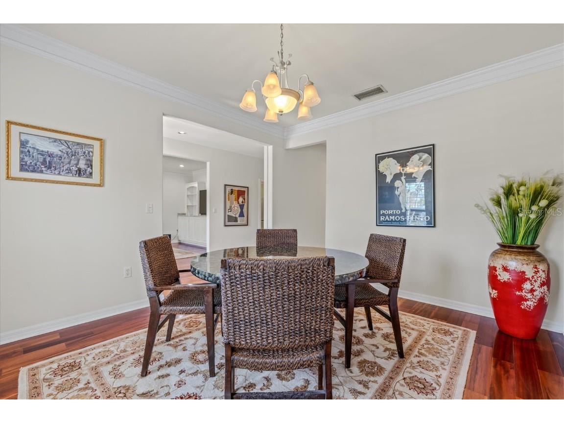 4117 Roberts Point Circle Sarasota FL 34242 A4640938 image9