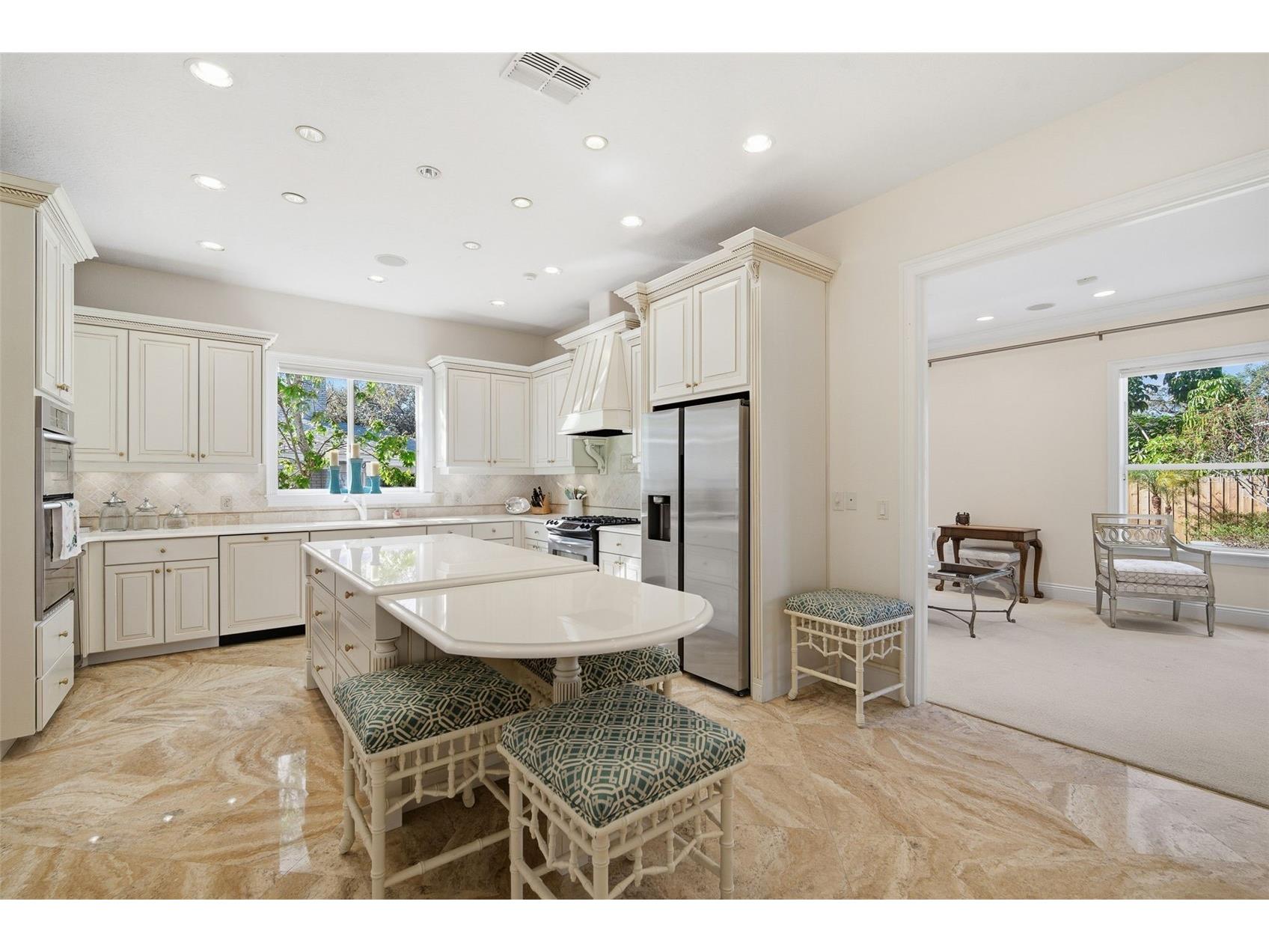 4117 W Azeele Street Tampa FL 33609 TB8479797 image2