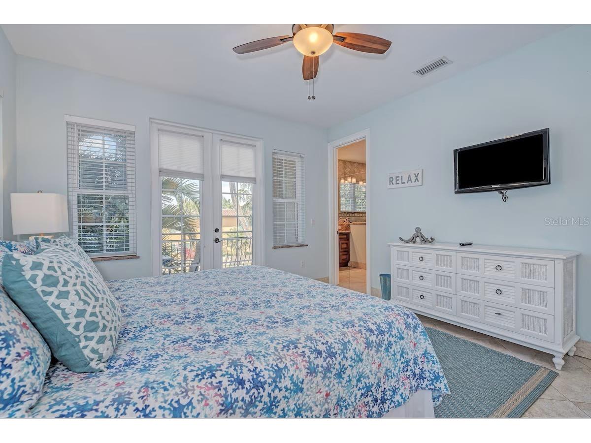 4118 5th Avenue Holmes Beach FL 34217 A4687756 image15